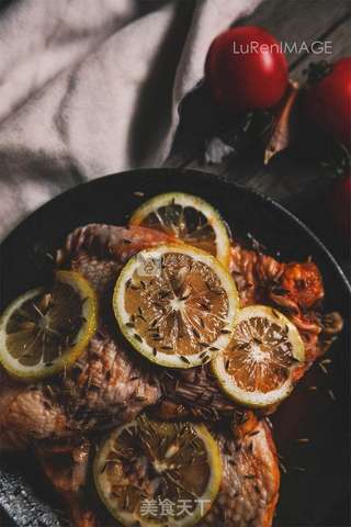 新奥尔良烤鸡腿饭的做法步骤:2