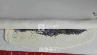 黑芝麻馒头卷的做法步骤:6