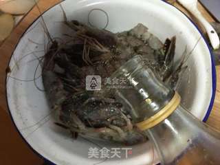 茄汁大虾的做法步骤:2