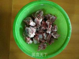 淮山排骨汤的做法步骤:1