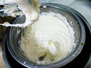 重奶油芝士纸杯蛋糕的做法步骤:3
