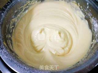 重奶油芝士纸杯蛋糕的做法步骤:4