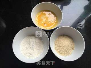 洋芋凤尾虾球的做法步骤:4