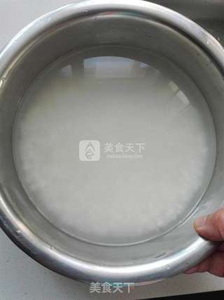 腊肠焖饭的做法步骤:2