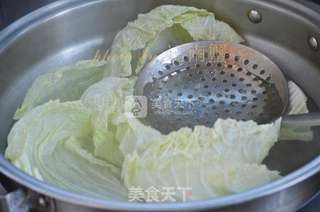 白菜包包的做法步骤:3