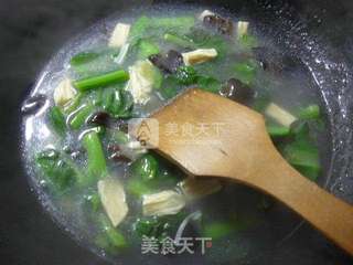 黑木耳腐竹天菜芯羹的做法步骤：9