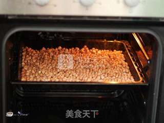 芝麻花生糖的做法步骤:2