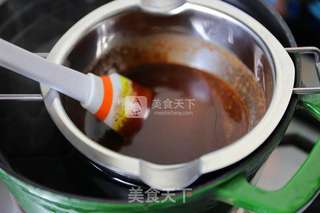 覆盆子巧克力熔岩蛋糕的做法步骤:3