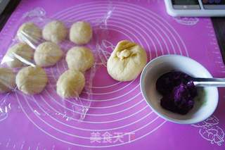 大嘴猴面包迎新春的做法步骤:4