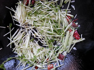 清炒豆苗的做法步骤:5