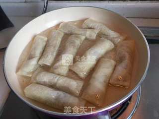 黄花菜肉春卷的做法步骤:12