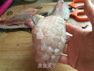 松鼠鳜鱼的做法步骤:4