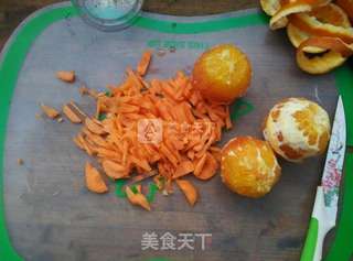 甜橙胡萝卜汁的做法步骤：2