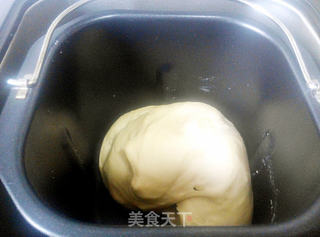 小朋友的最爱——甜甜圈的做法步骤:2