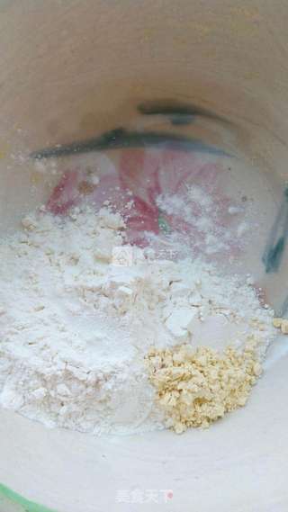 白菜虾仁水饺的做法步骤:6