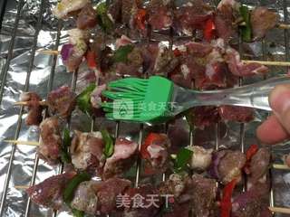 孜然烤羊肉串的做法步骤:4