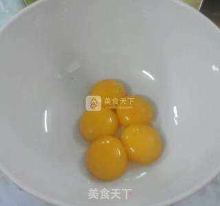 8寸无油戚风蛋糕的做法步骤:2