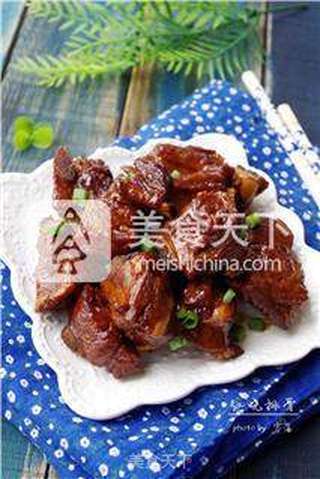 【吮齿留香的美味】红烧排骨的做法步骤:11