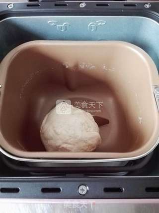 帕尼尼牛排三明治的做法步骤:2