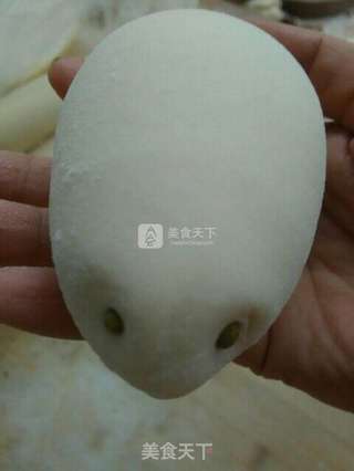 喜气洋洋小刺猬的做法步骤:2