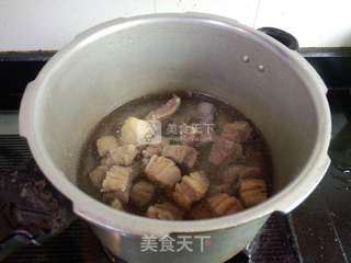 杂蔬小牛腩浓汤的做法步骤:5