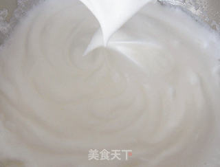 原味戚风蛋糕的做法步骤:9