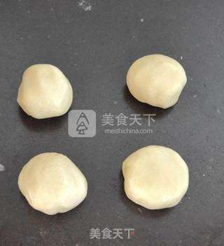玉米鲜肉月饼的做法步骤:8