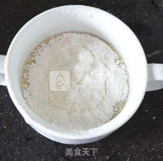 芝麻薄脆饼的做法步骤:5