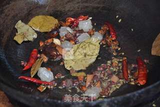 红烧猪蹄的做法步骤：7