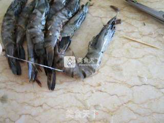 酸辣风味虾的做法步骤:3