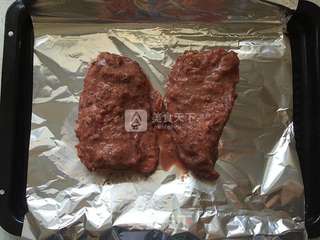 蔓越莓酱烤梅肉的做法步骤：4