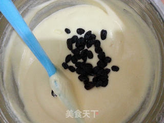 黑加仑牛奶无油戚风蛋糕的做法步骤:13