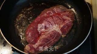 黑椒牛排的做法步骤：3
