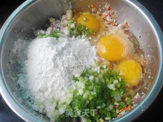 腊味豆渣煎饼的做法步骤:6