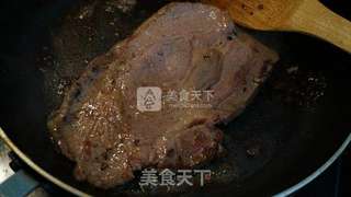 黑椒牛排的做法步骤：4