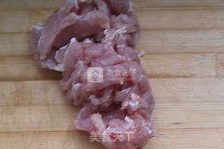 地瓜梗炒肉的做法步骤:5