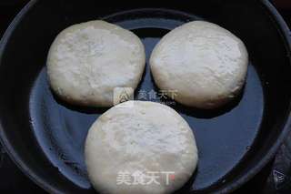 韭菜虾仁馅饼的做法步骤:12
