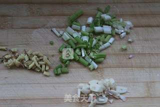 地瓜梗炒肉的做法步骤:4