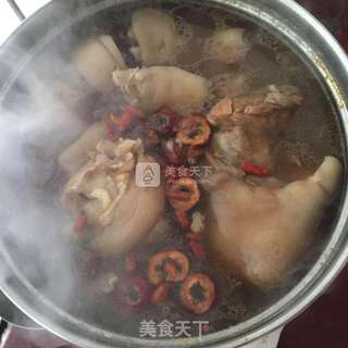 红焖猪蹄的做法步骤:4