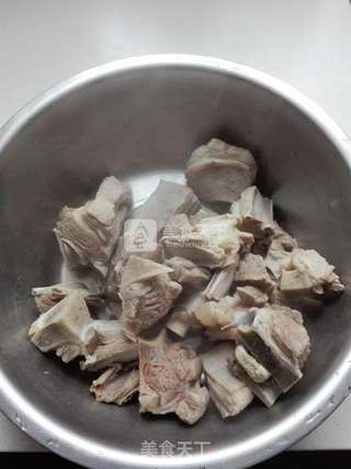 红焖羊肉的做法步骤:3