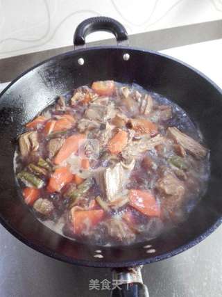 红焖羊肉的做法步骤:7
