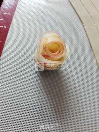苹果玫瑰花的做法步骤:8