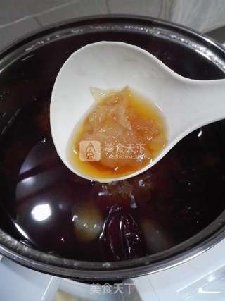 红糖银耳羹的做法步骤:7