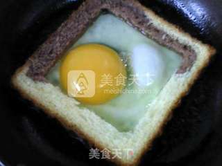 煎鸡蛋土司的做法步骤:5