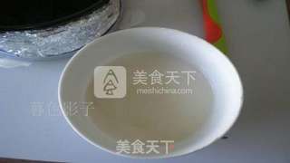草莓慕斯蛋糕的做法步骤:7