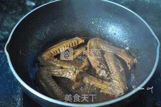吮指卤鸭翅的做法步骤:12