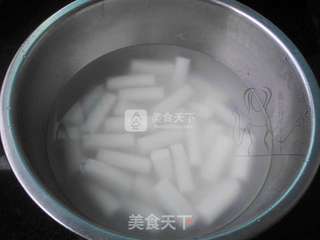 泡菜炒年糕的做法步骤:4