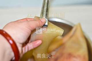 黑米肉皮冻的做法步骤:3