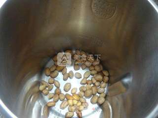 花生米燕麦片米糊的做法步骤：2