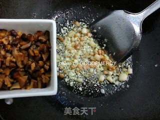 富贵祥和的干烧黄鱼的做法步骤:6